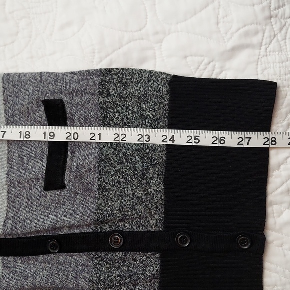 * Proof Excellence Striped Medium Soft Cardigan Sweater, Front Pockets, Like New - Picture 7 of 7